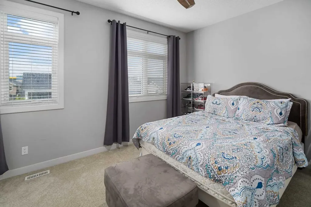 175 Silverado Plains Park SW Calgary AB T2X 1Y8