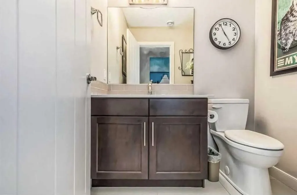 175 Silverado Plains Park SW Calgary AB T2X 1Y8