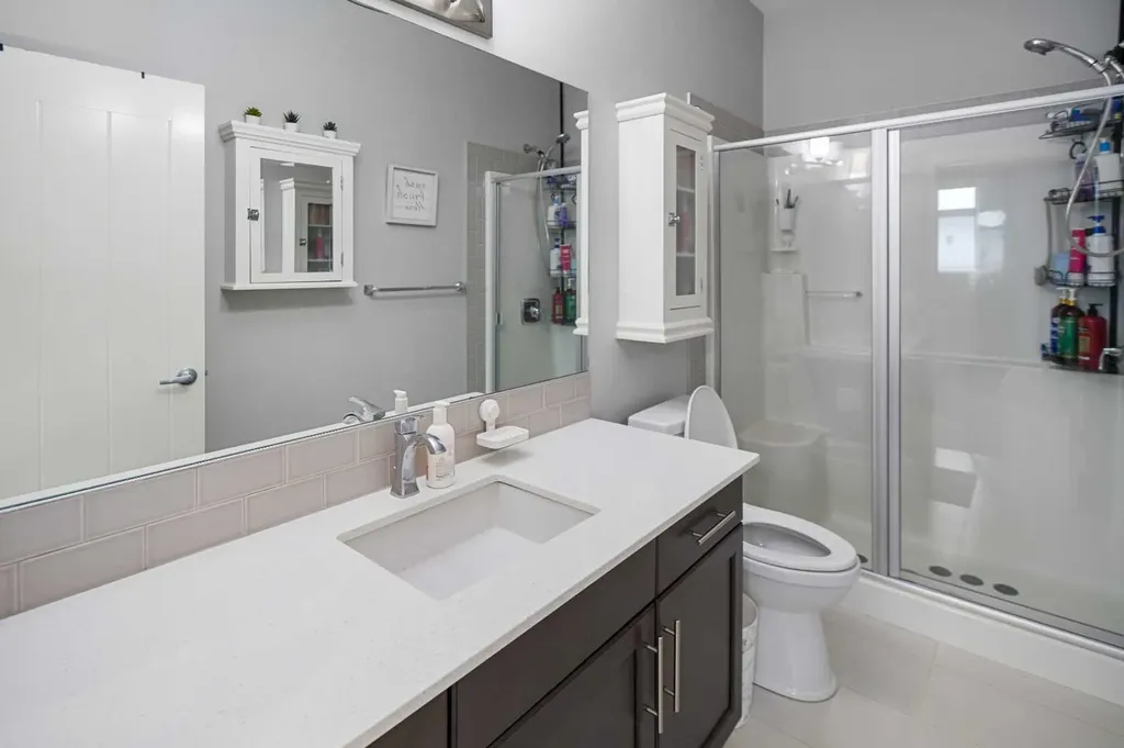 175 Silverado Plains Park SW Calgary AB T2X 1Y8