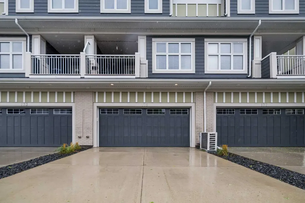175 Silverado Plains Park SW Calgary AB T2X 1Y8