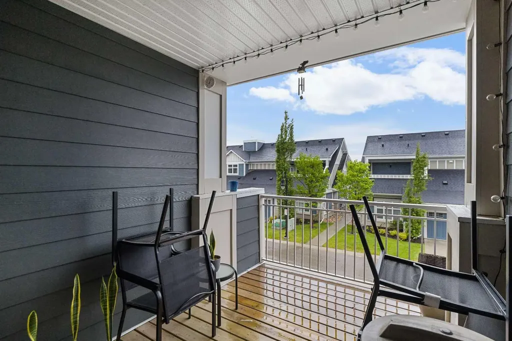 175 Silverado Plains Park SW Calgary AB T2X 1Y8
