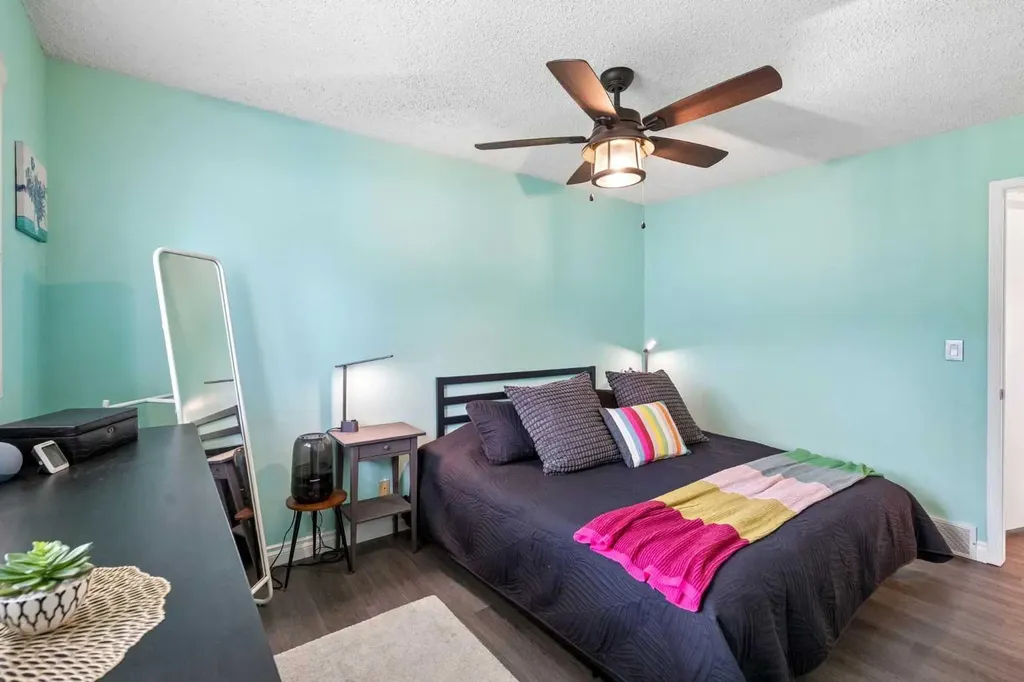 1840 33 Avenue SW Calgary AB T2T1Y9