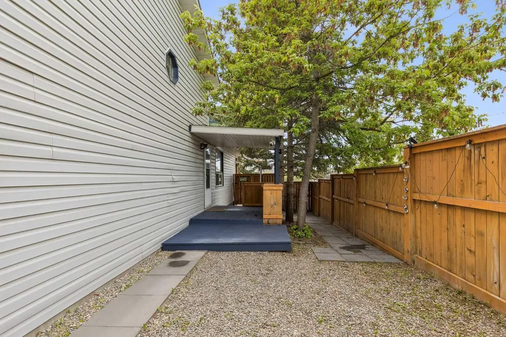 1840 33 Avenue SW Calgary AB T2T1Y9