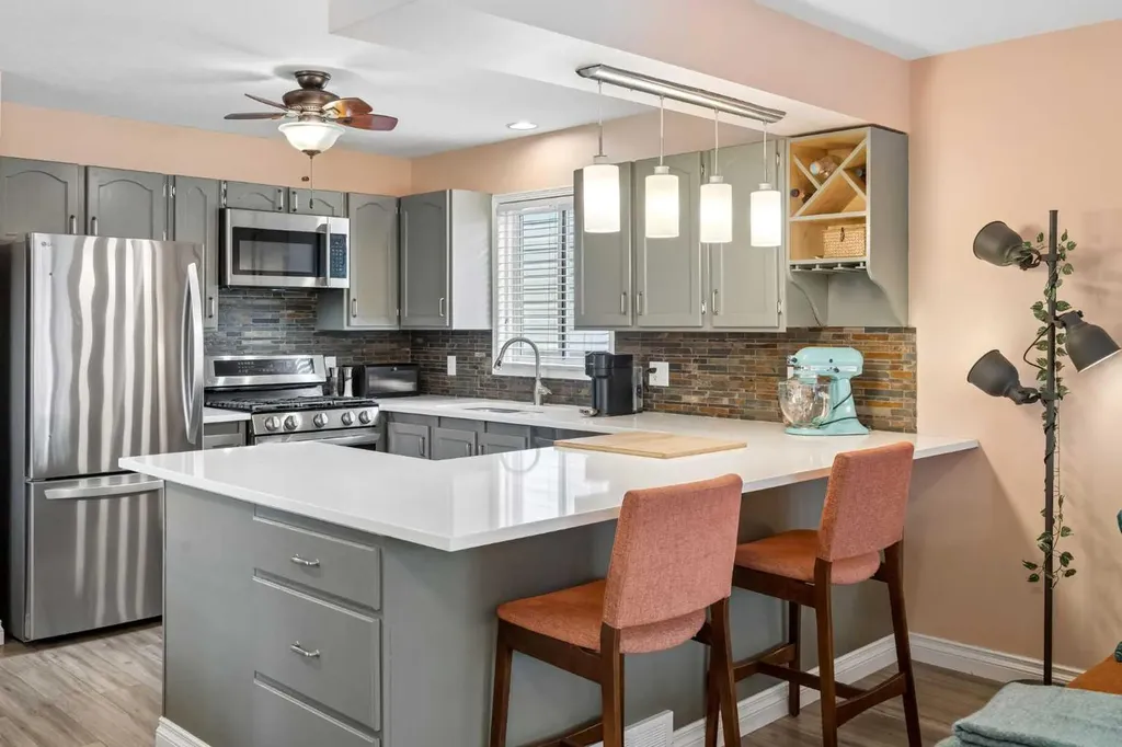 1840 33 Avenue SW Calgary AB T2T1Y9