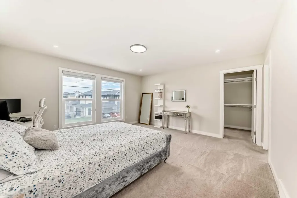 18 North Bridges Gardens Langdon AB T0J 1X3