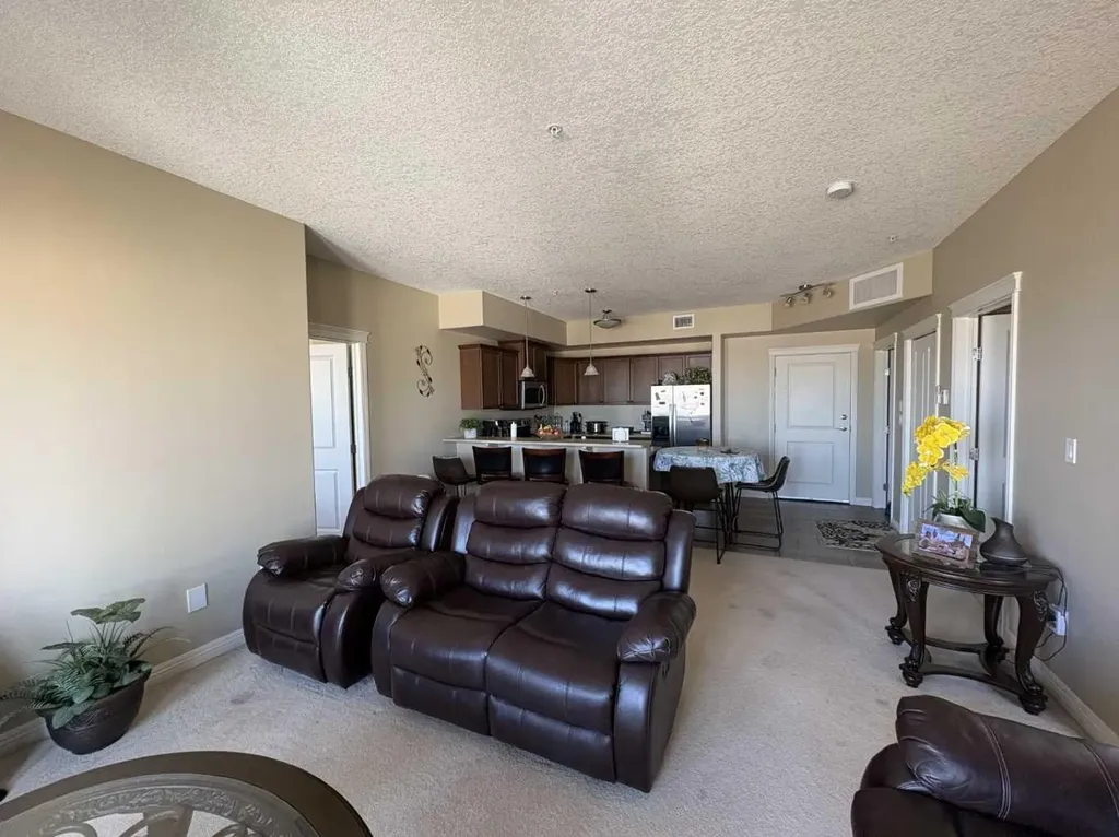 4102 69 Avenue Lloydminster AB T9V 7K5