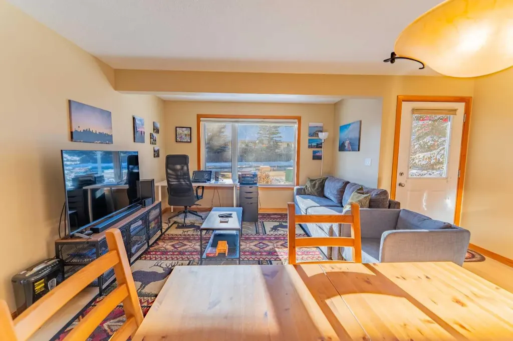 100 Rundle Drive Canmore AB T1W 0B5