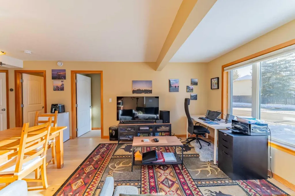 100 Rundle Drive Canmore AB T1W 0B5