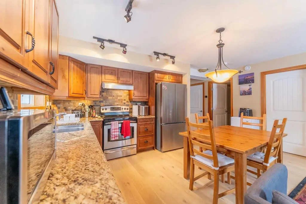 100 Rundle Drive Canmore AB T1W 0B5
