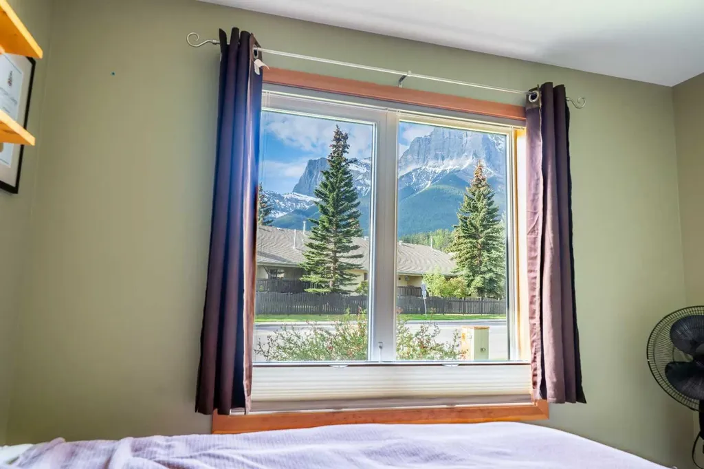 100 Rundle Drive Canmore AB T1W 0B5
