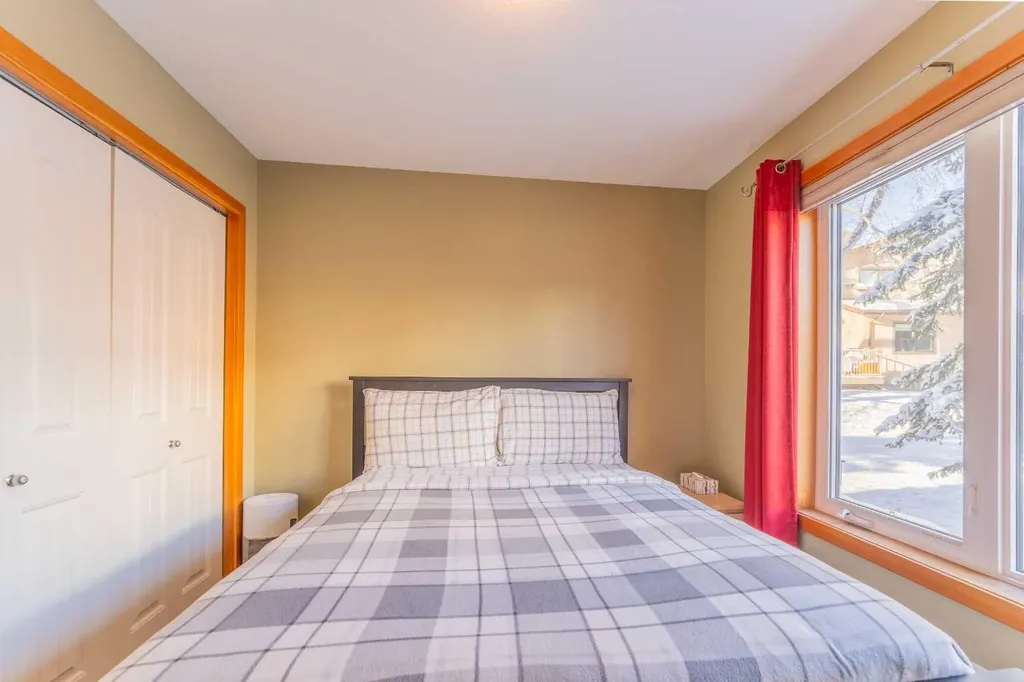 100 Rundle Drive Canmore AB T1W 0B5