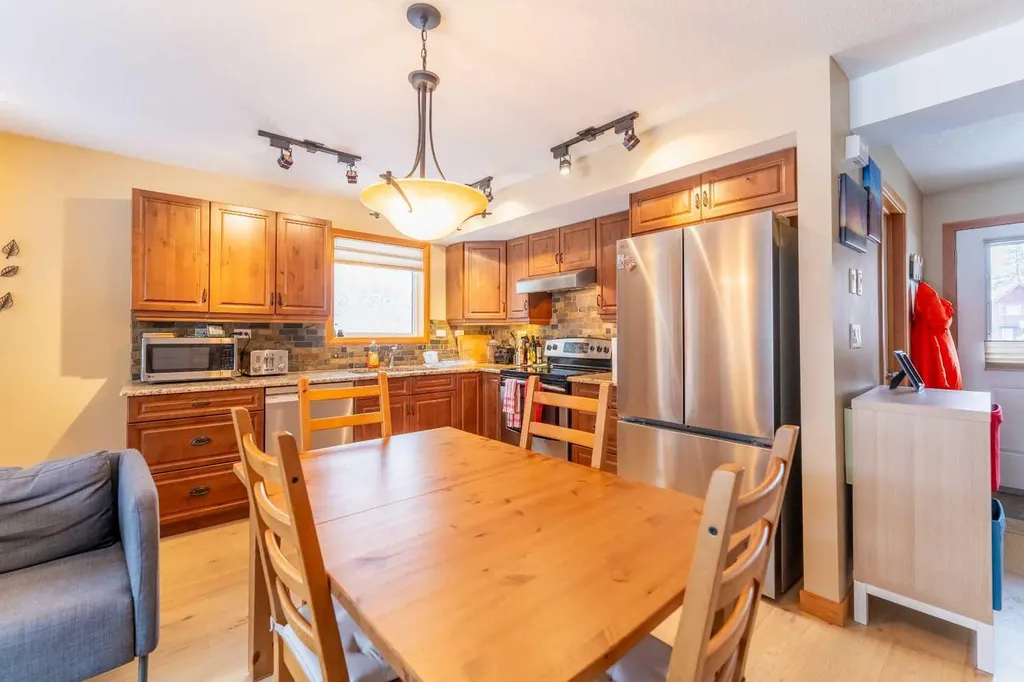 100 Rundle Drive Canmore AB T1W 0B5
