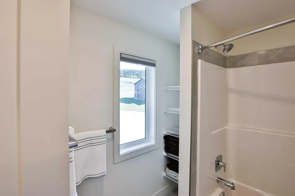 8618 25 Avenue Coleman AB T0K 0M0