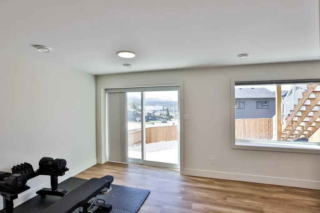 8618 25 Avenue Coleman AB T0K 0M0