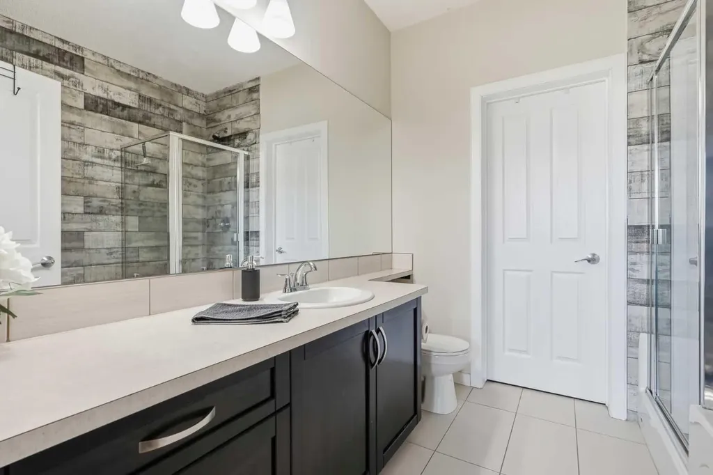 43 Auburn Bay Crescent SE Calgary AB T3M 0K4