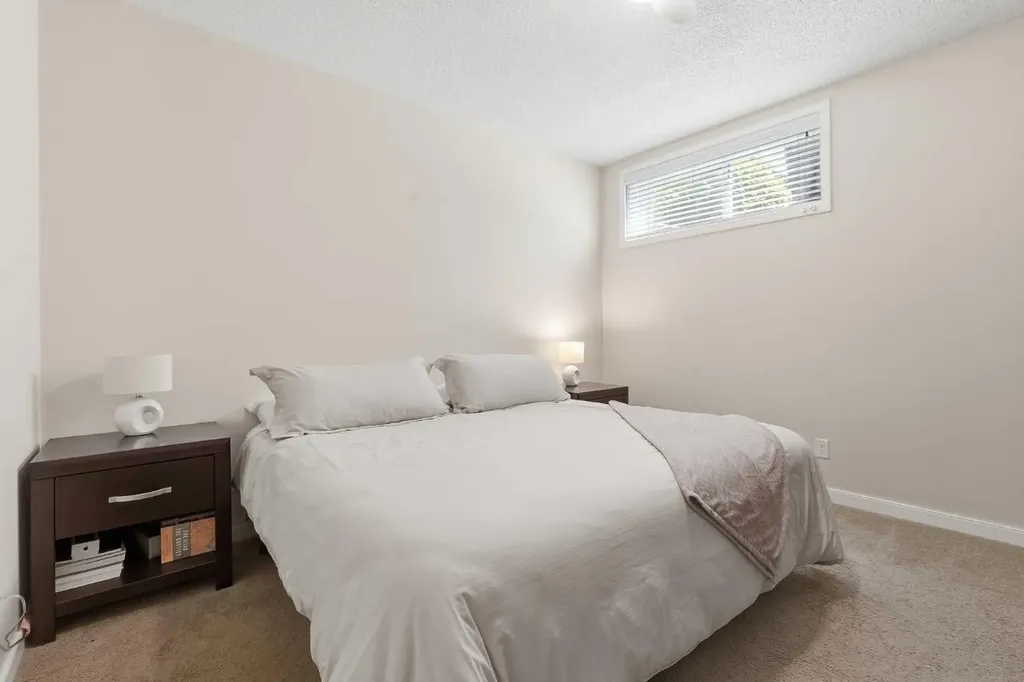 43 Auburn Bay Crescent SE Calgary AB T3M 0K4