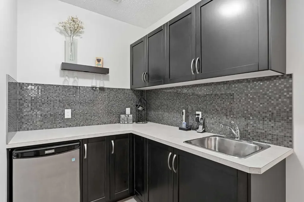 43 Auburn Bay Crescent SE Calgary AB T3M 0K4