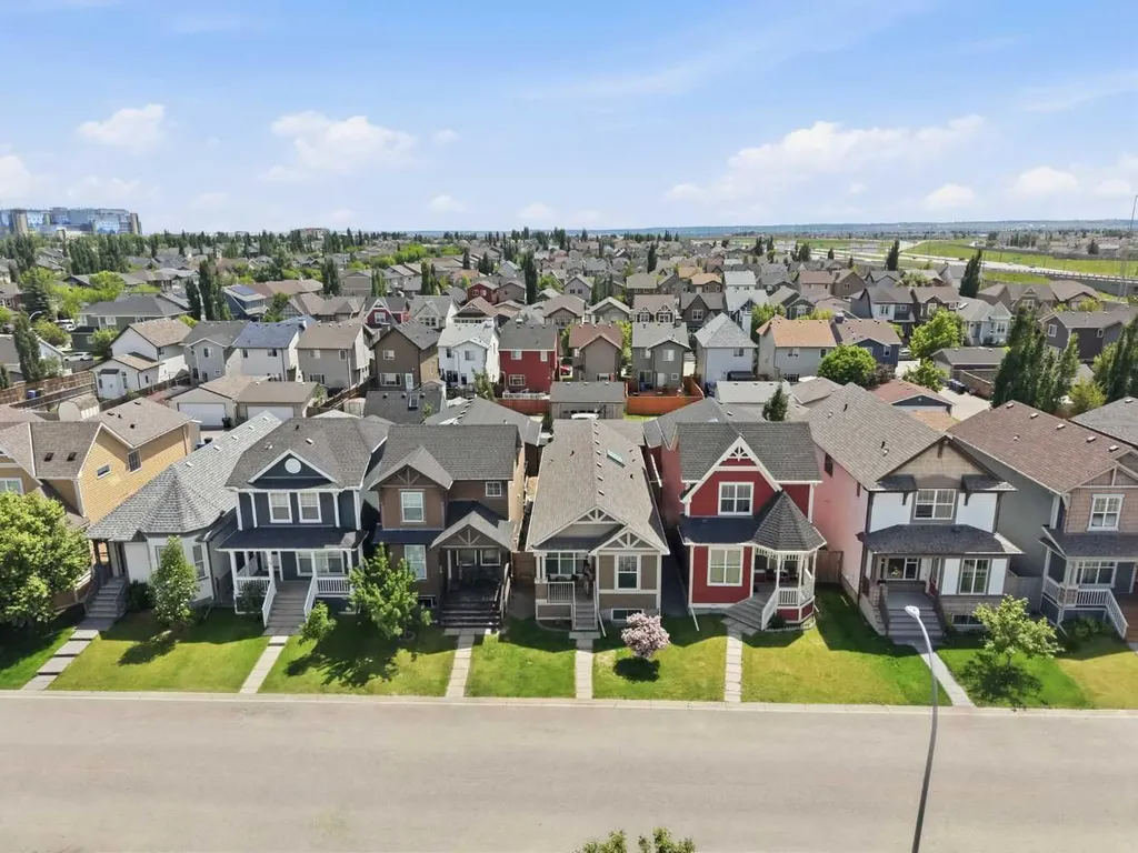 43 Auburn Bay Crescent SE Calgary AB T3M 0K4