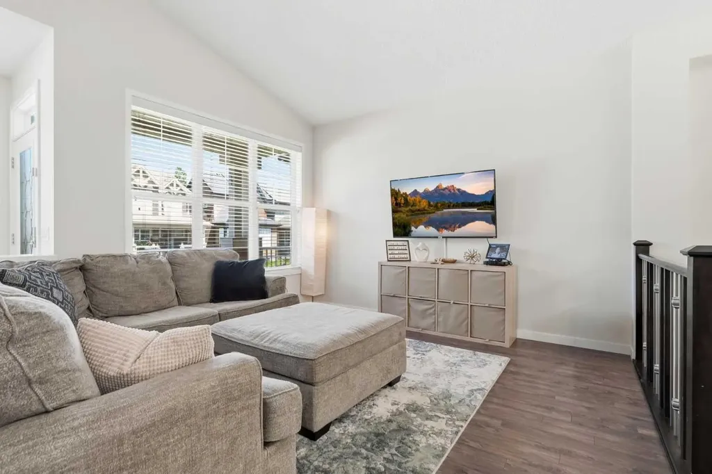 43 Auburn Bay Crescent SE Calgary AB T3M 0K4