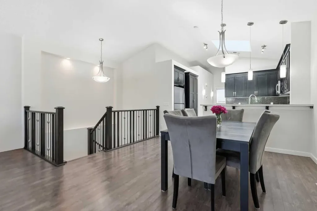 43 Auburn Bay Crescent SE Calgary AB T3M 0K4