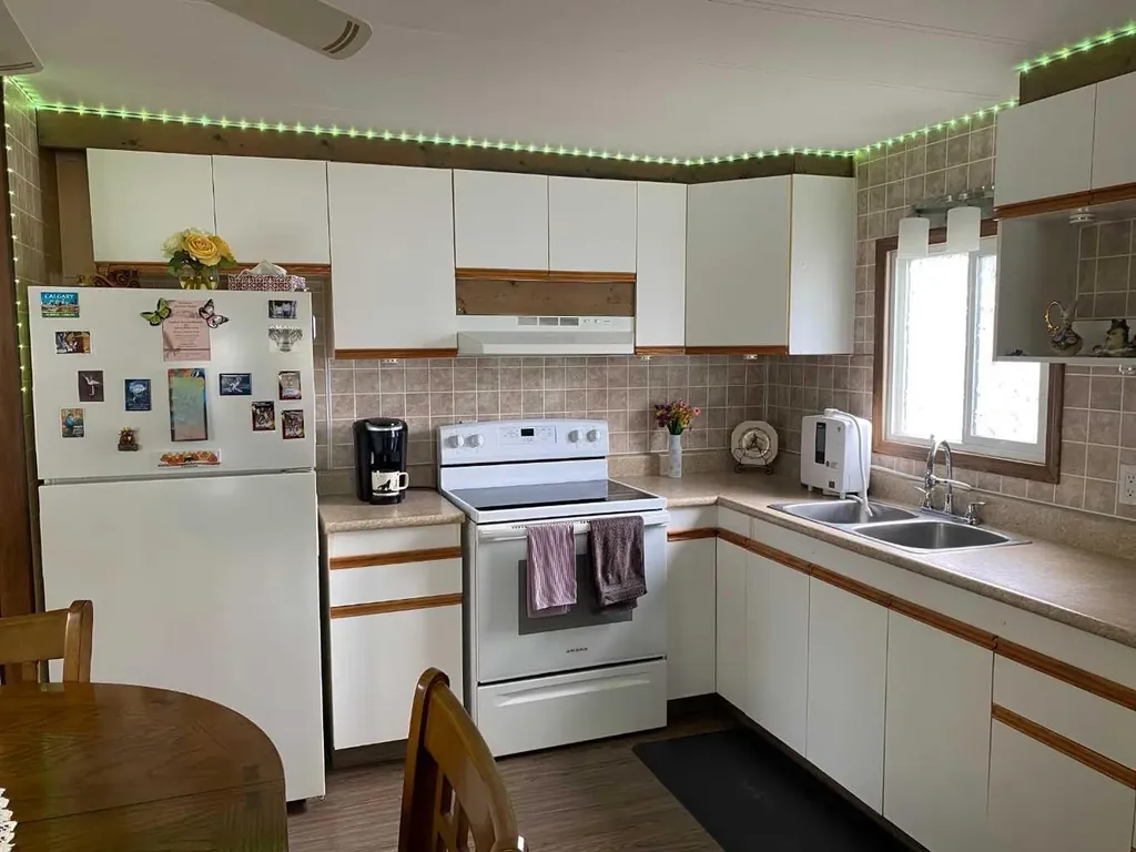 30 Pinewoods Drive Rural Clearwater County AB T4T2A4