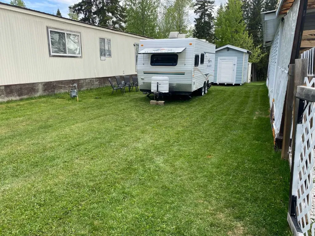 30 Pinewoods Drive Rural Clearwater County AB T4T2A4