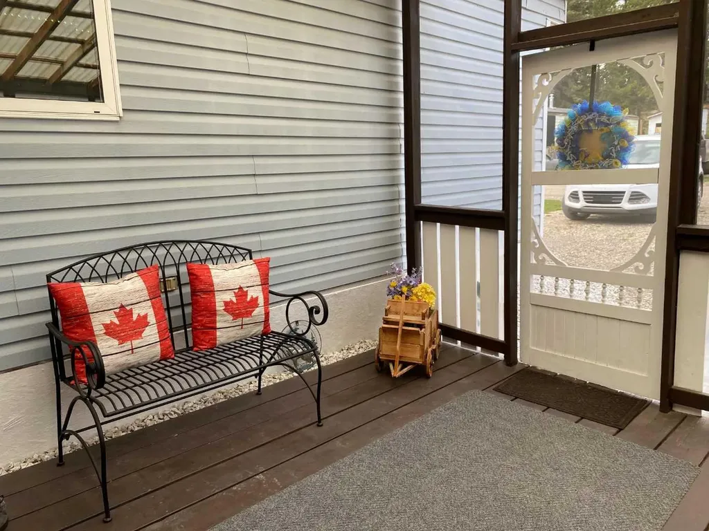 30 Pinewoods Drive Rural Clearwater County AB T4T2A4