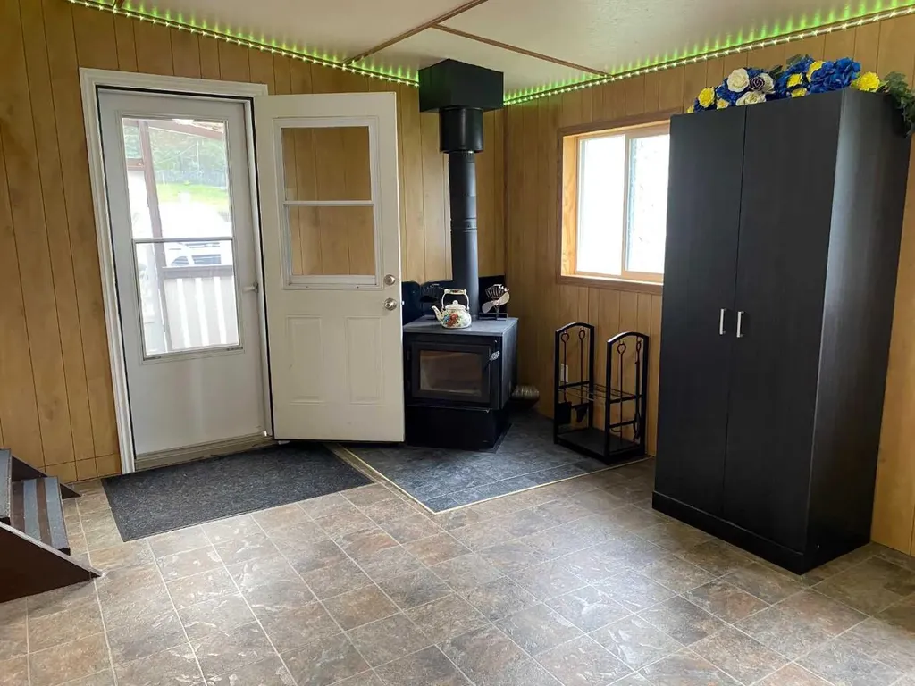 30 Pinewoods Drive Rural Clearwater County AB T4T2A4
