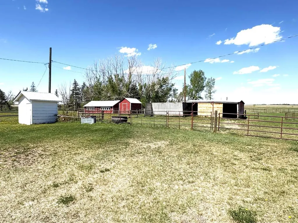 42567 Highway 856 Forestburg AB T0B 1N0