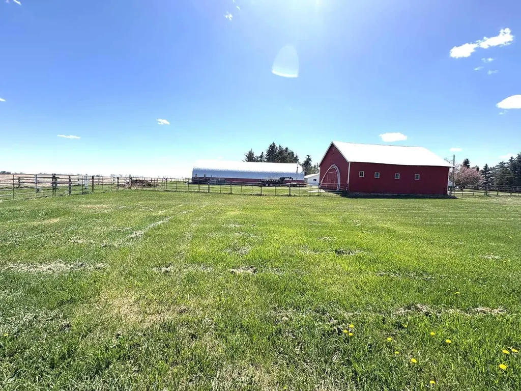 42567 Highway 856 Forestburg AB T0B 1N0