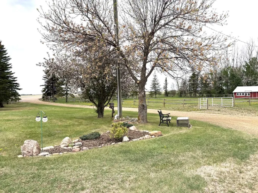 42567 Highway 856 Forestburg AB T0B 1N0