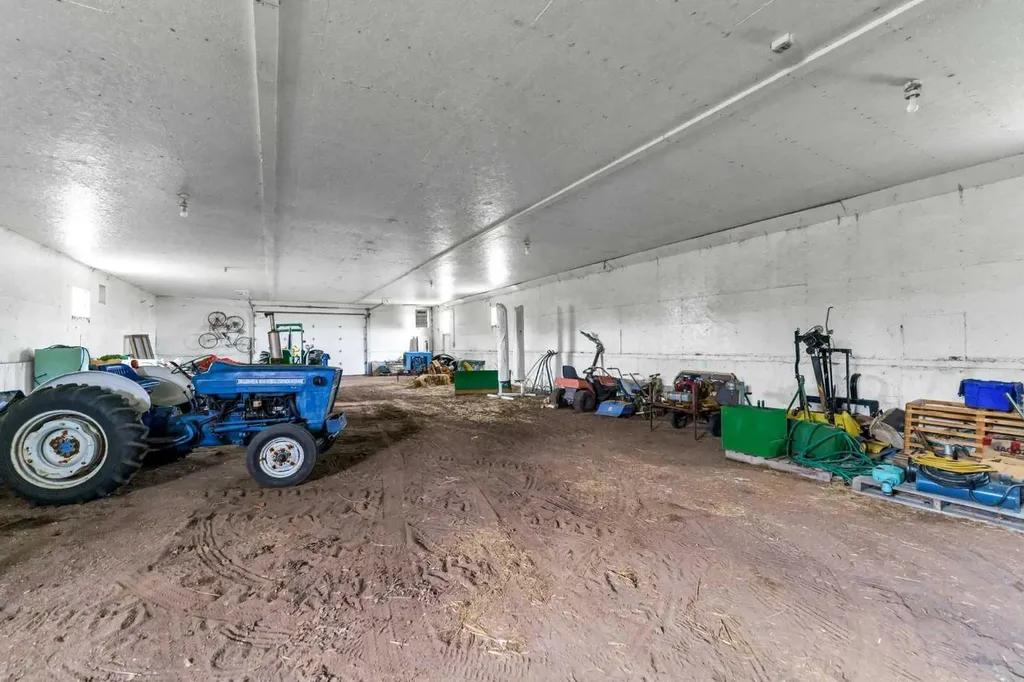 154070 Twp Road 191 Rural Newell County Of AB T1R0C7