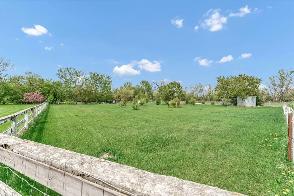 154070 Twp Road 191 Rural Newell County Of AB T1R0C7