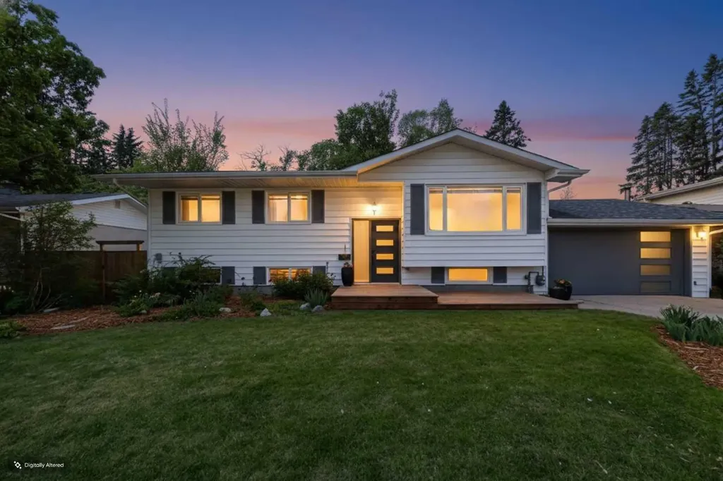 3740 43a Avenue Red Deer AB T4N3G3