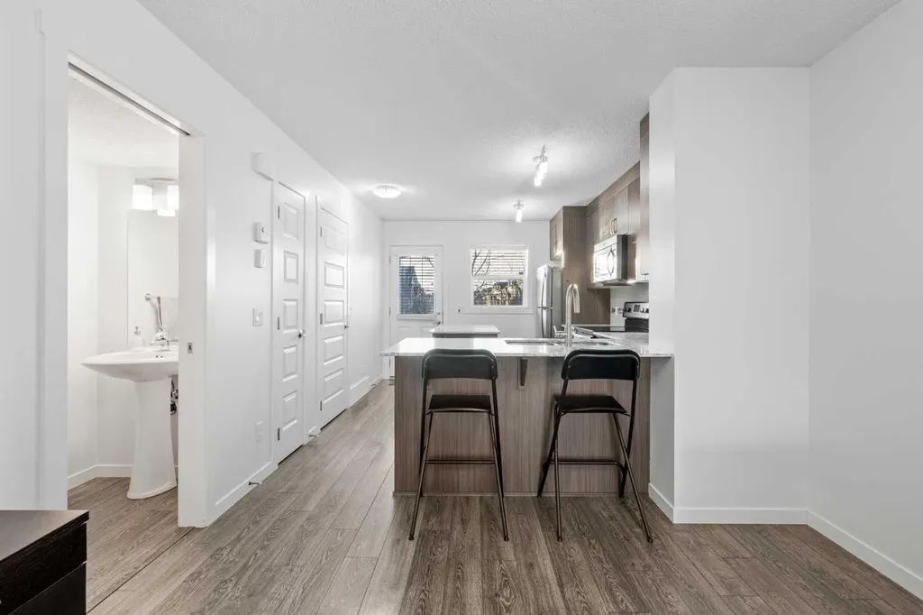 111 Auburn Bay Street SE Calgary AB T3M 2A4