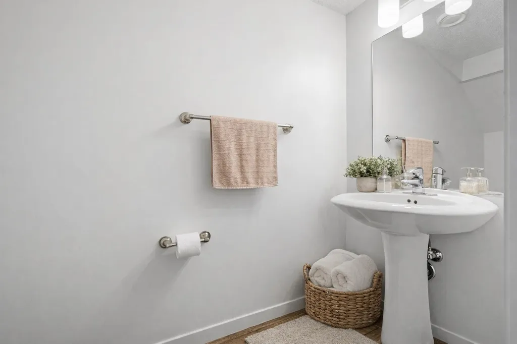 111 Auburn Bay Street SE Calgary AB T3M 2A4