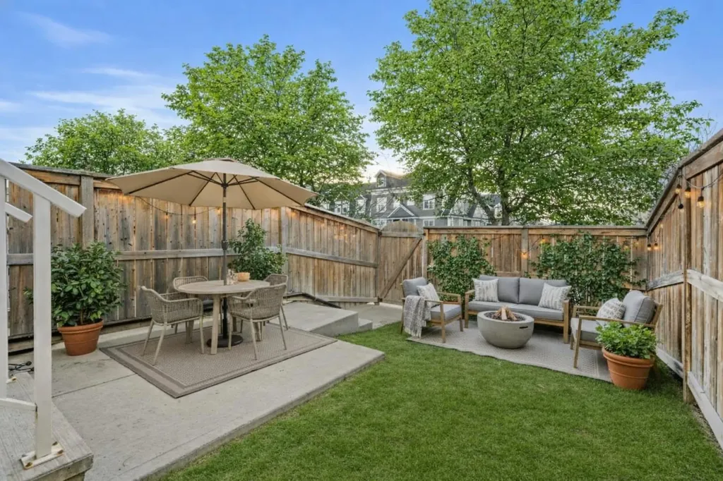 111 Auburn Bay Street SE Calgary AB T3M 2A4