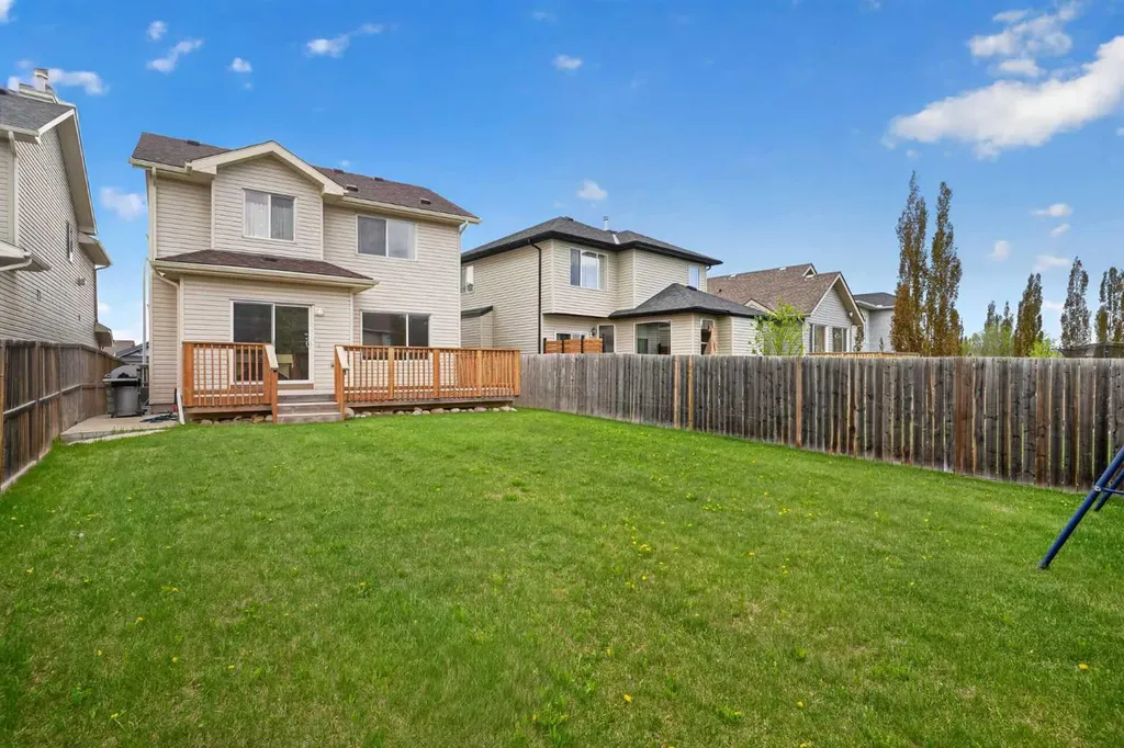 284 Royal Oak Circle NW Calgary AB T3G6A4
