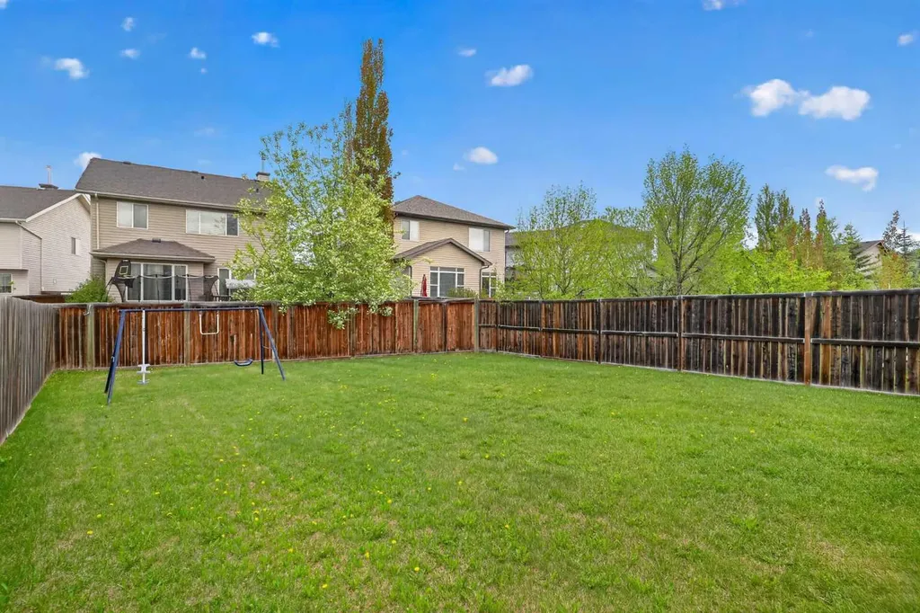 284 Royal Oak Circle NW Calgary AB T3G6A4