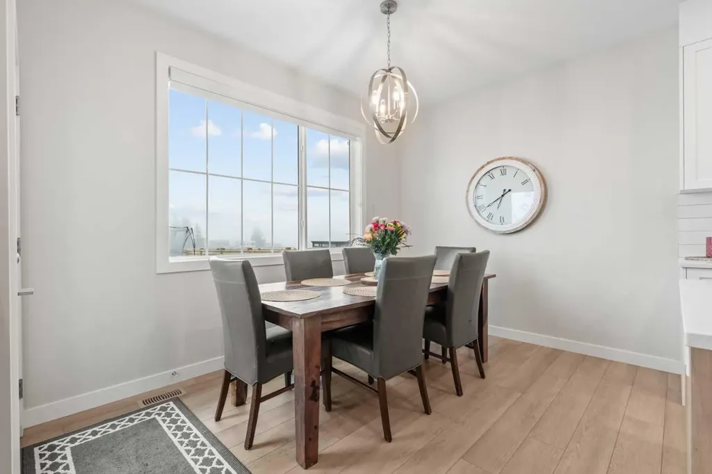 60 Ranchers View Okotoks AB T1S 5R6