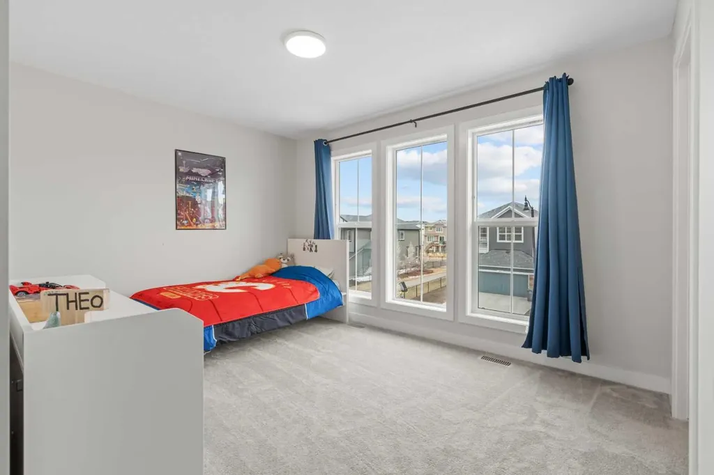 60 Ranchers View Okotoks AB T1S 5R6