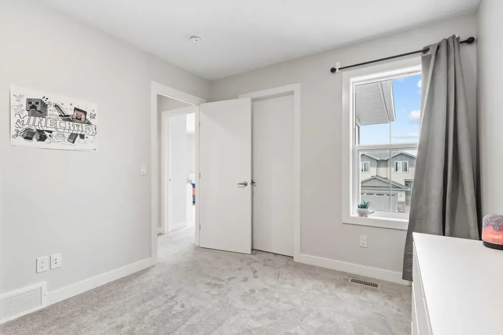 60 Ranchers View Okotoks AB T1S 5R6