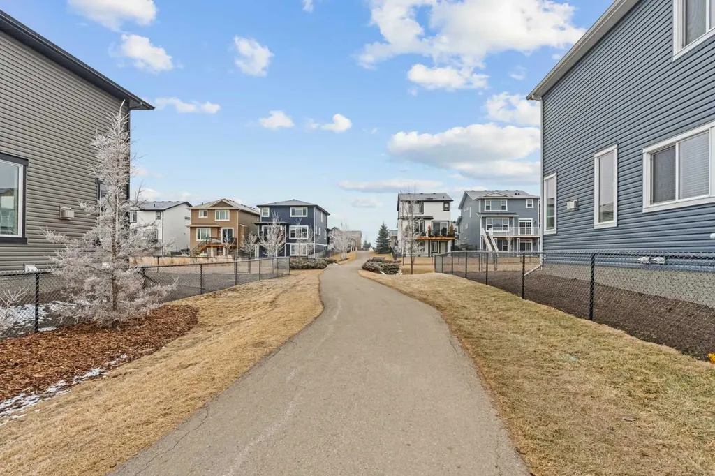 60 Ranchers View Okotoks AB T1S 5R6