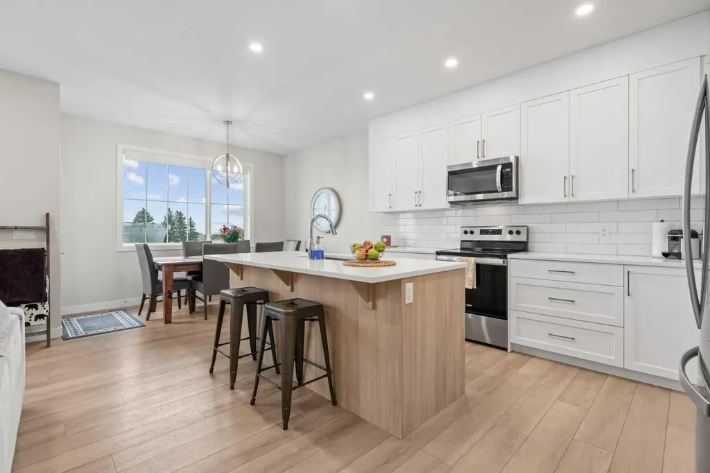 60 Ranchers View Okotoks AB T1S 5R6
