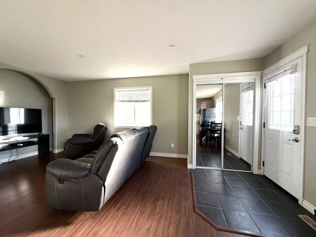 194 Pinnacle Drive Grande Prairie AB T8W 2Z3