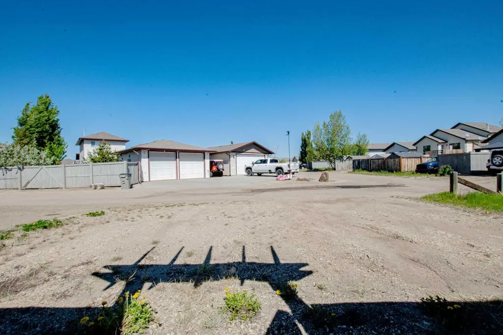 194 Pinnacle Drive Grande Prairie AB T8W 2Z3
