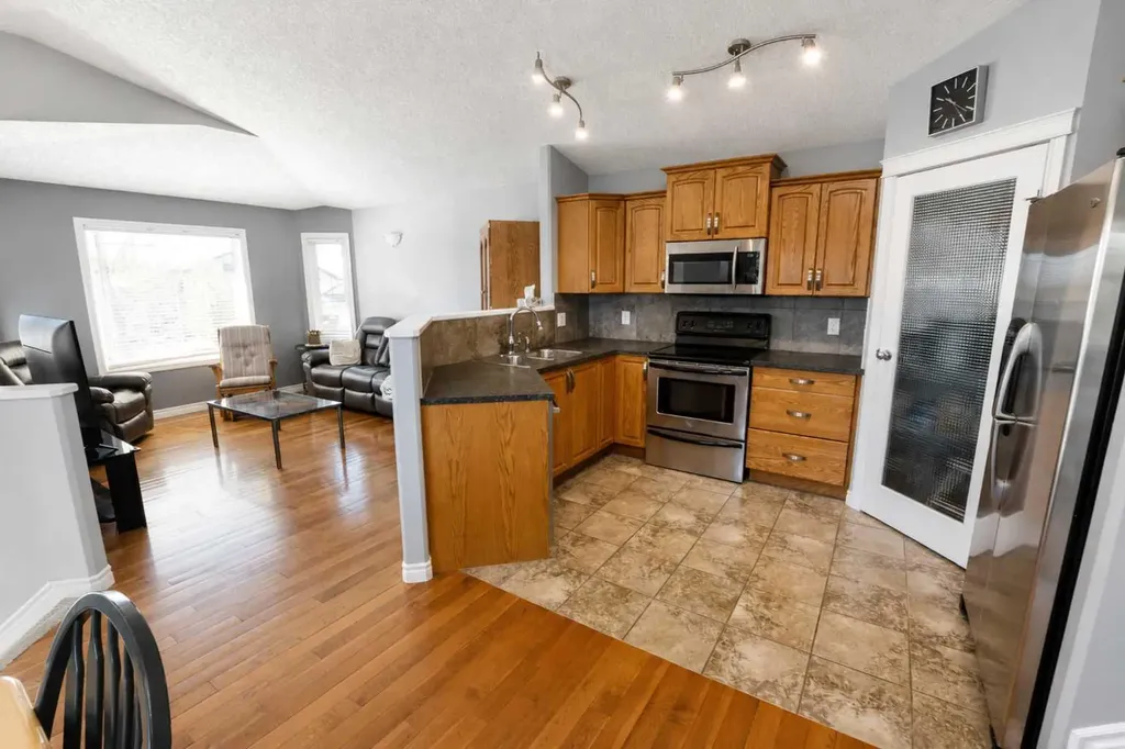 194 Pinnacle Drive Grande Prairie AB T8W 2Z3