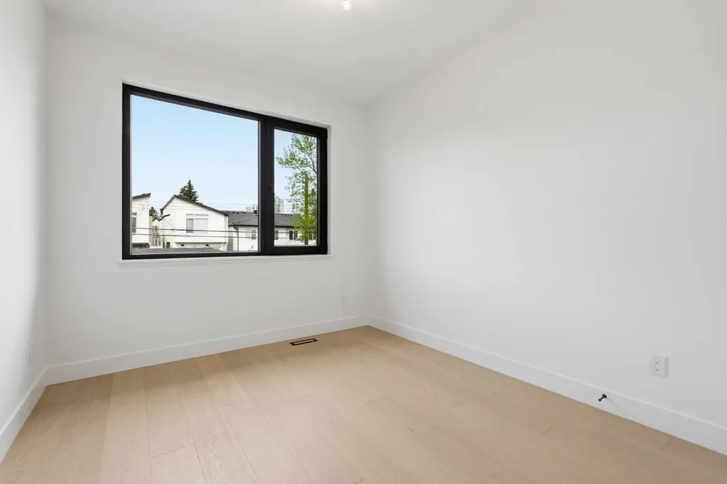 1429 26a Street SW Calgary AB T3C 1K9