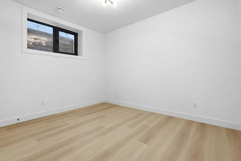1429 26a Street SW Calgary AB T3C 1K9
