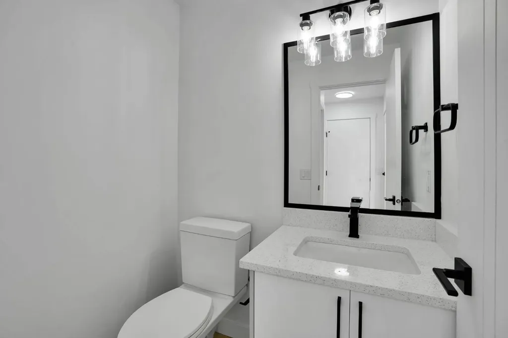 6471 54 Street NE Calgary AB T3J 1Z4